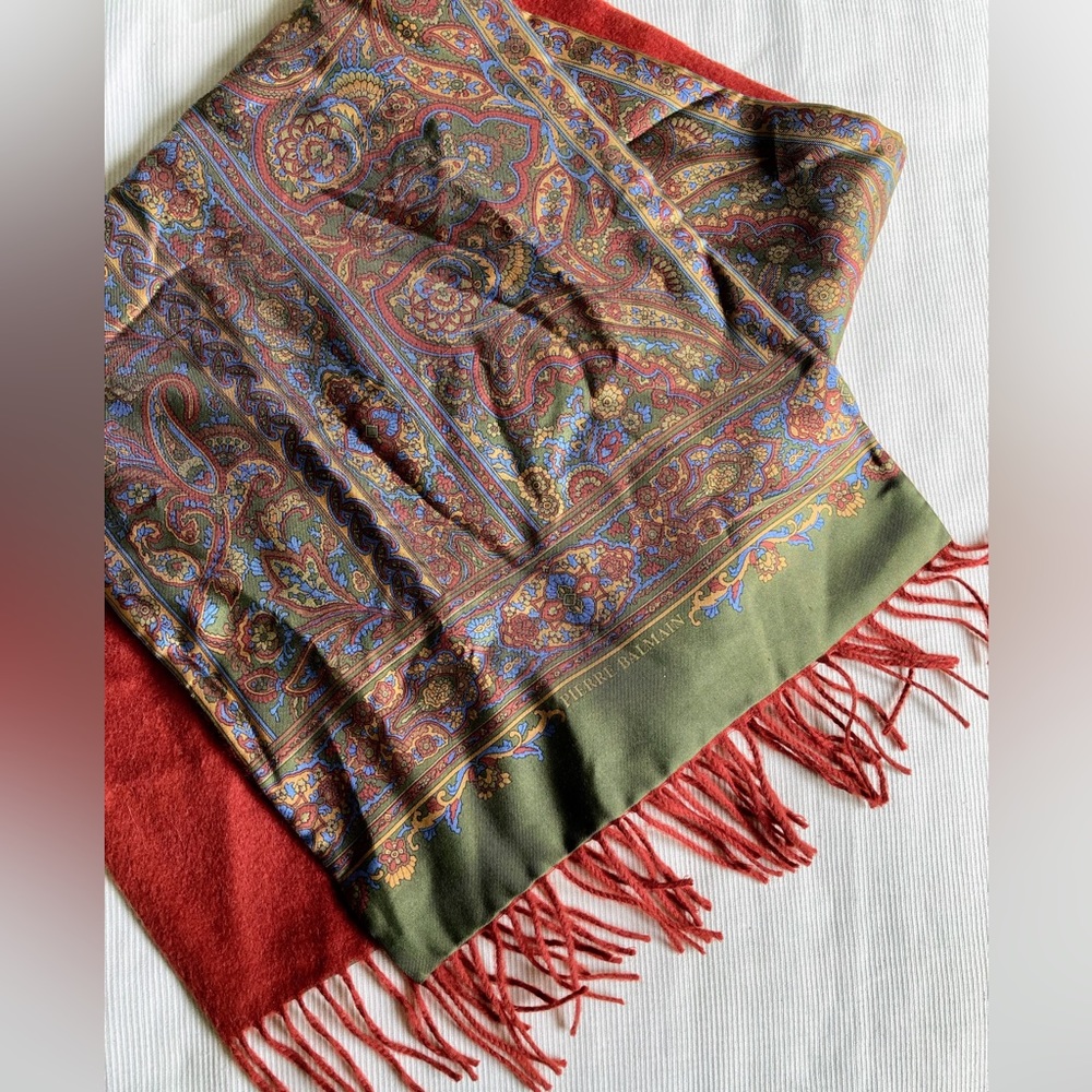PIERRE BALMAIN Vintage Scarf in Maroon/Multicolor Paisley, VGUC - Picture 4 of 16